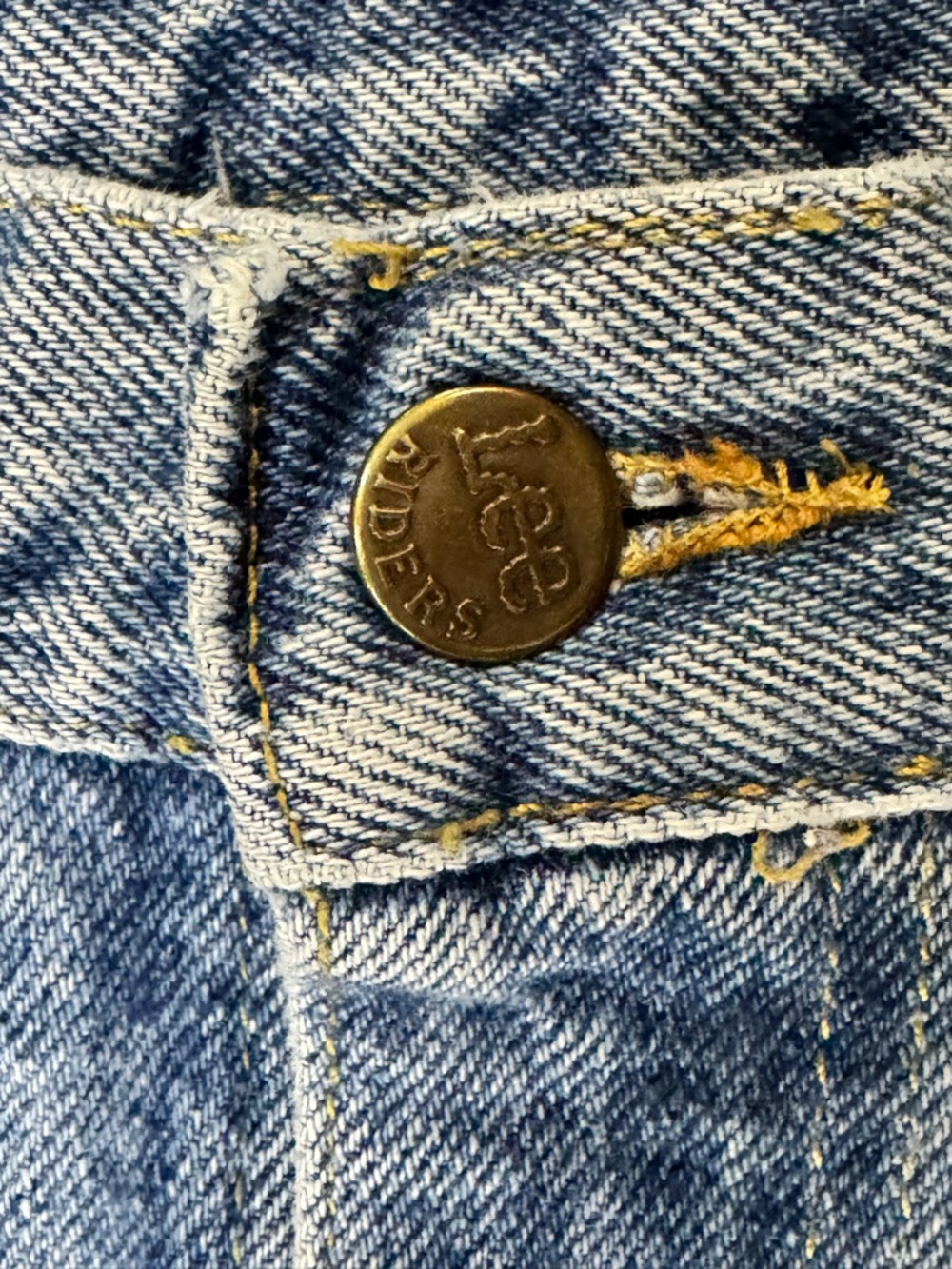 Vintage 80's 90's Lee Women’s High-Rise Mom Jeans, Medium Wash, Size 15 (30x27) - Picture 9 of 11